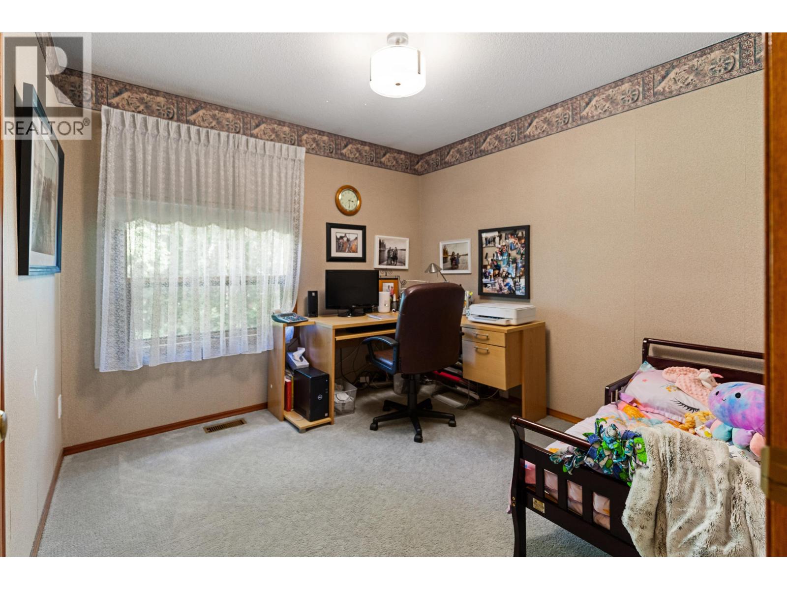 Photo 16 of 35 — 9951 BELMONT ROAD · Prince George, BC