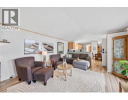 3565 Eagle Bay Road, Eagle Bay, BC V0E1T0 Photo 8