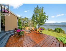 3565 Eagle Bay Road, Eagle Bay, BC V0E1T0 Photo 16