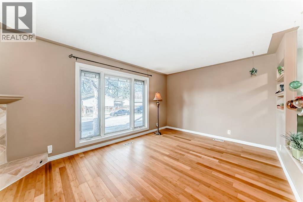 274 Templeview Way NE - Image 9