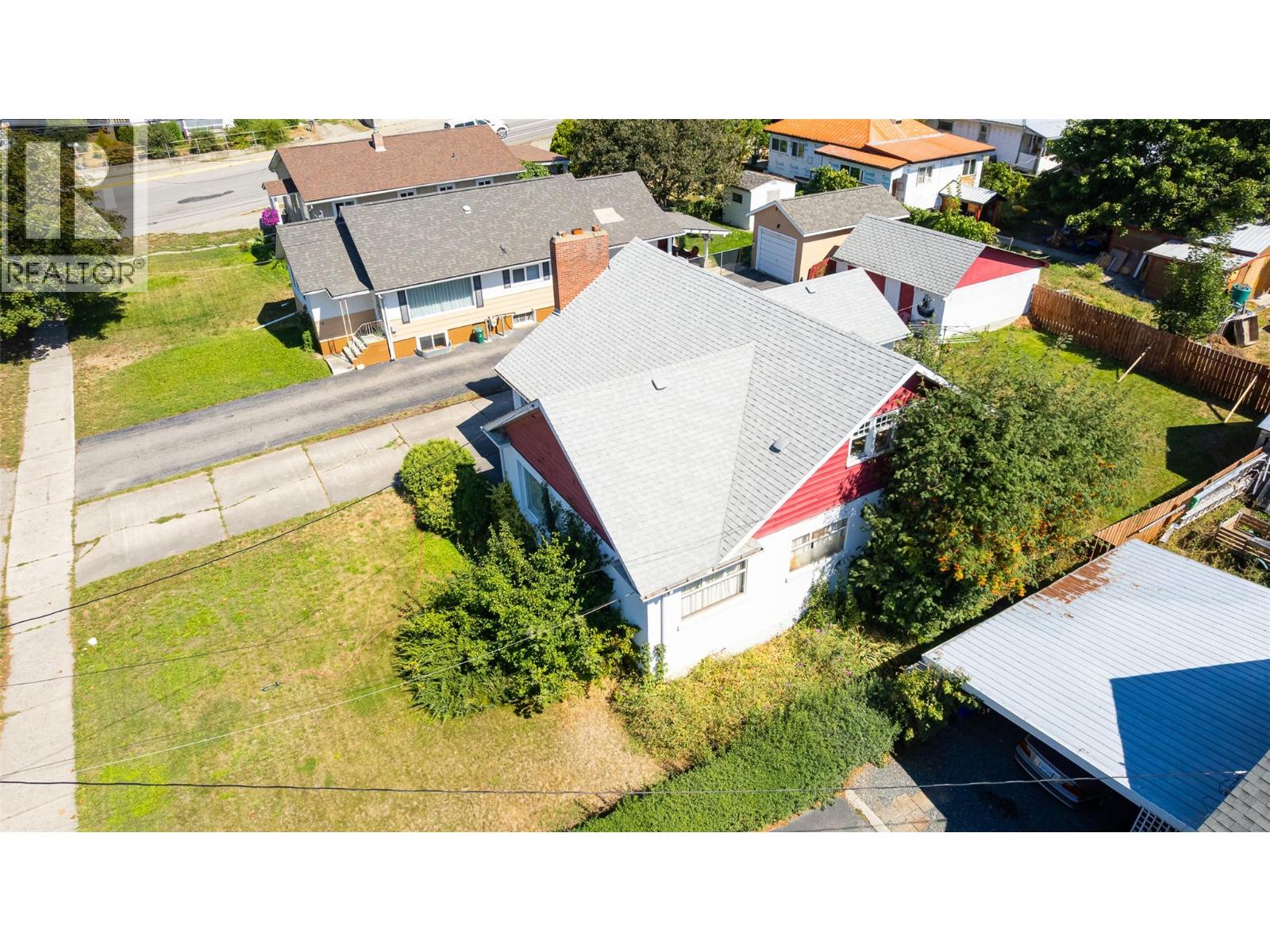 326 10th Avenue N - Image 27