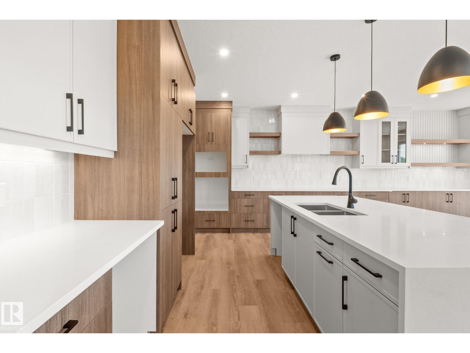 11 Arthur WY - Image 13