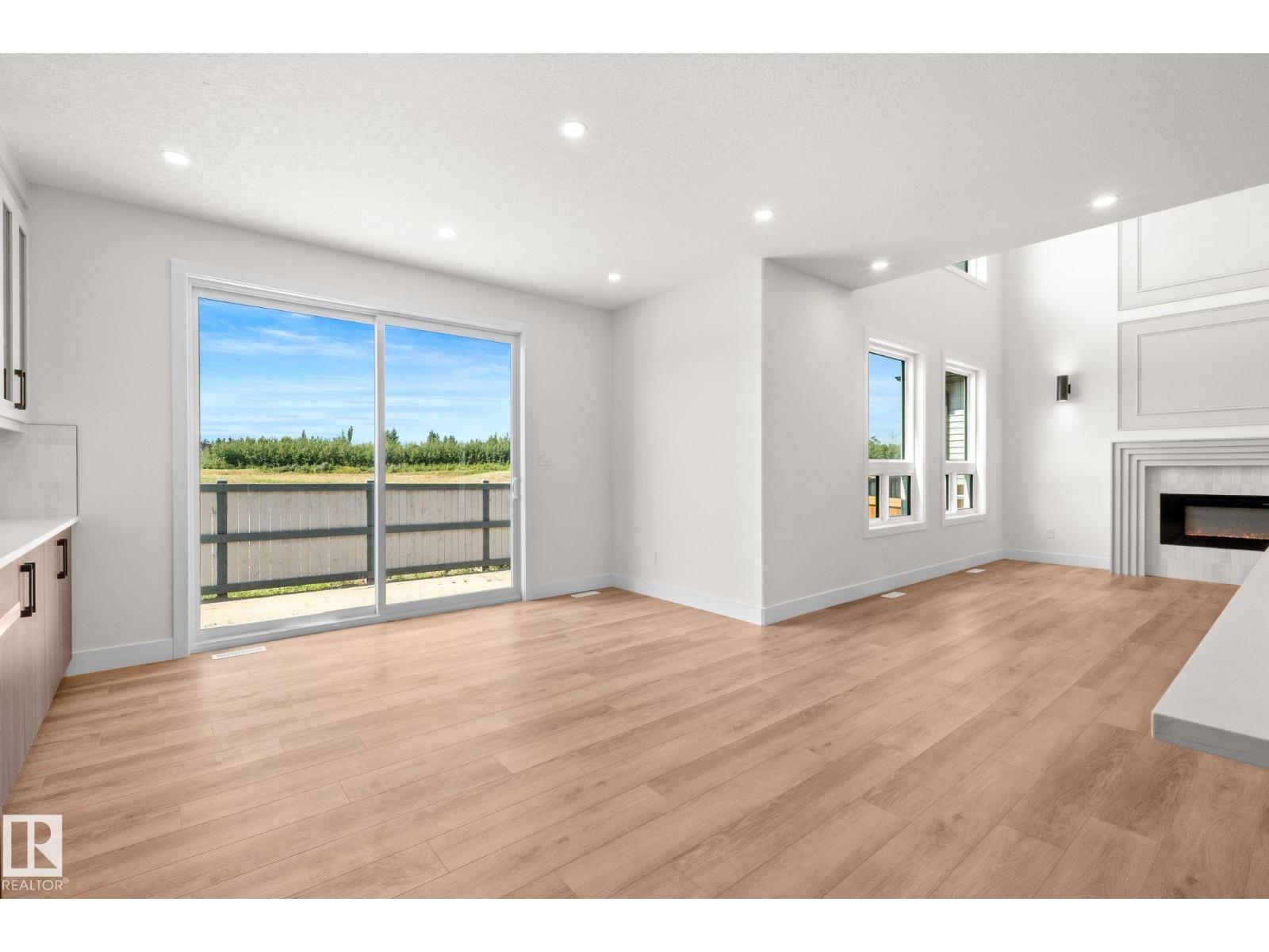 11 Arthur WY - Image 16