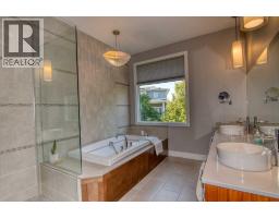 402 Stonecrest Terrace W - photo 22