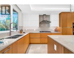 4470 Capilano Road, North Vancouver, BC V7R4J9 Photo 13