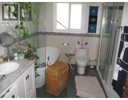 4709 Parker Court, 108 Mile Ranch, BC V0K2Z0 Photo 18