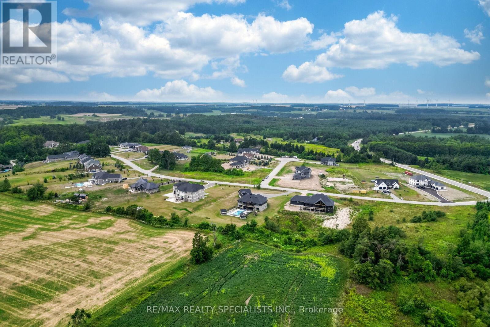 6 RUTLEDGE HEIGHTS - Image 4