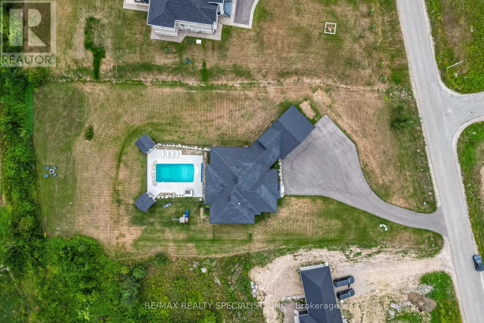 6 RUTLEDGE HEIGHTS - Image 49
