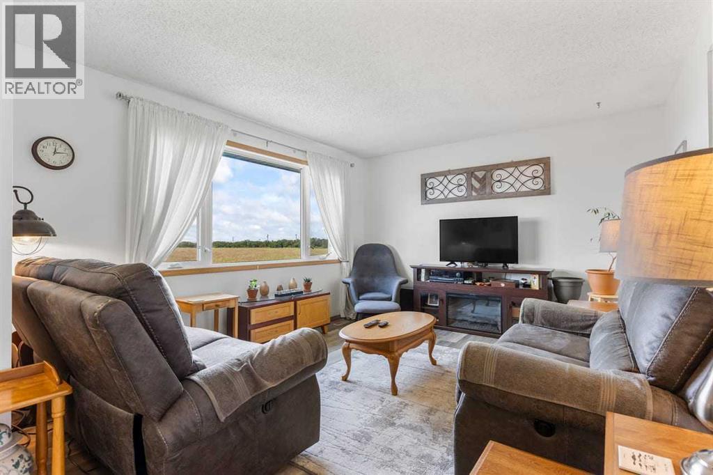 310 Stuart Street - 10