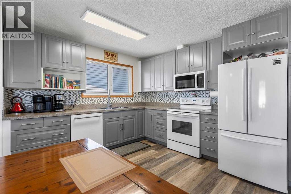 310 Stuart Street - Image 6