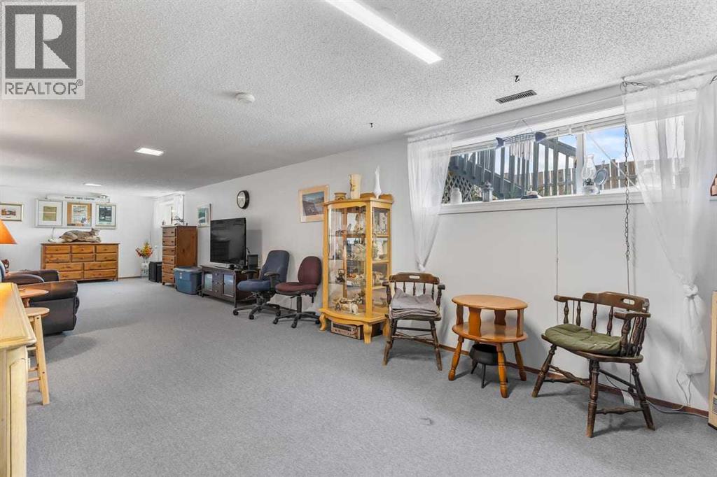 310 Stuart Street - Image 22