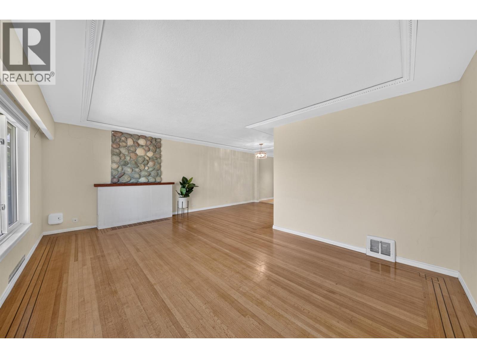 4116 GILPIN CRESCENT, Burnaby