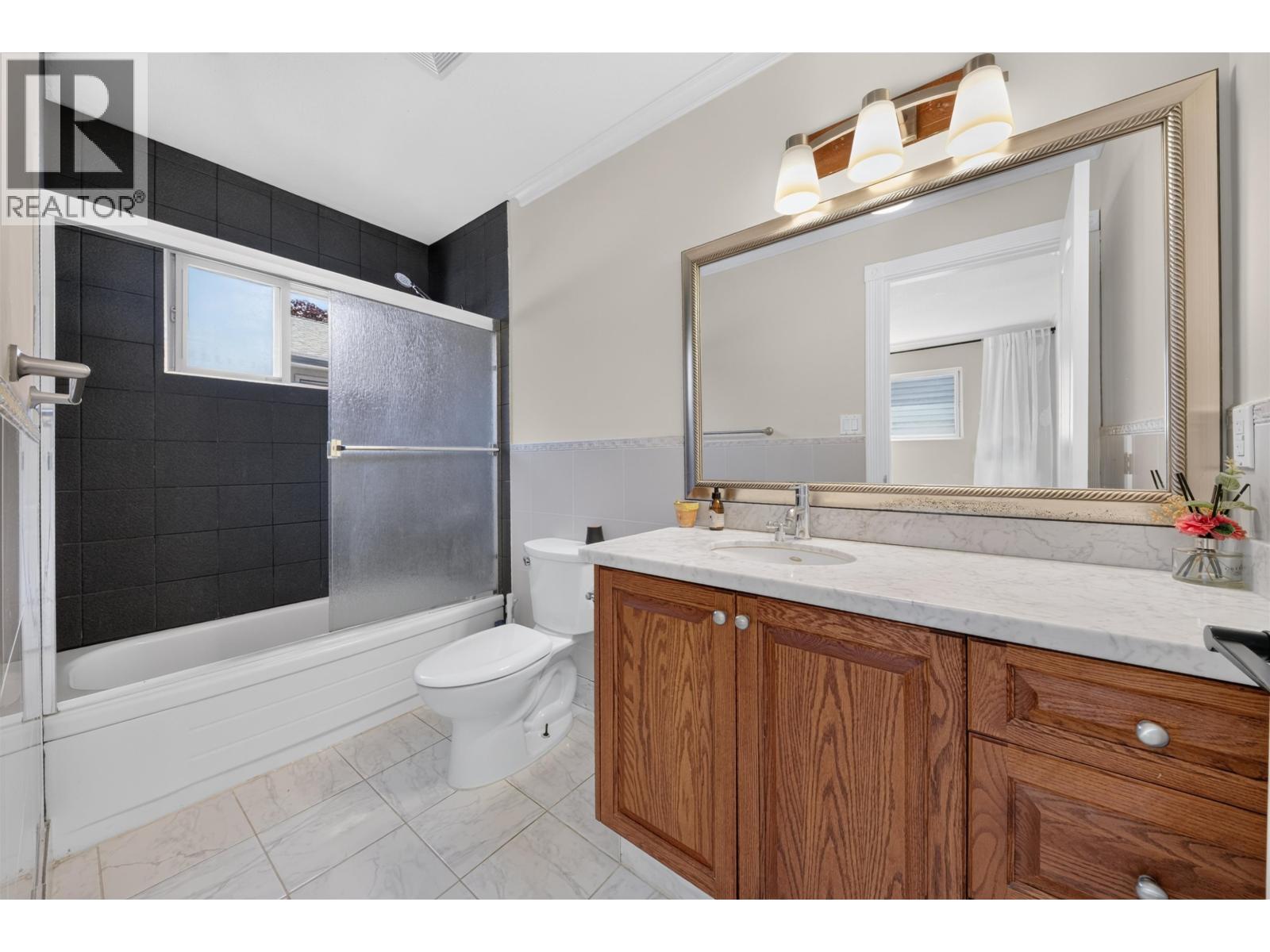 4116 GILPIN CRESCENT, Burnaby