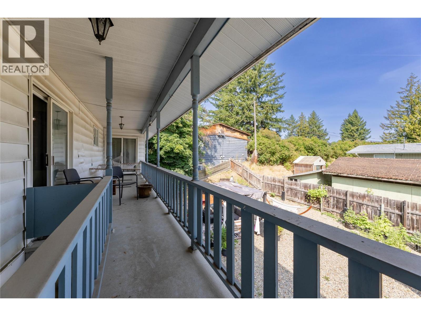  3271 10 Avenue Southeast, Salmon Arm