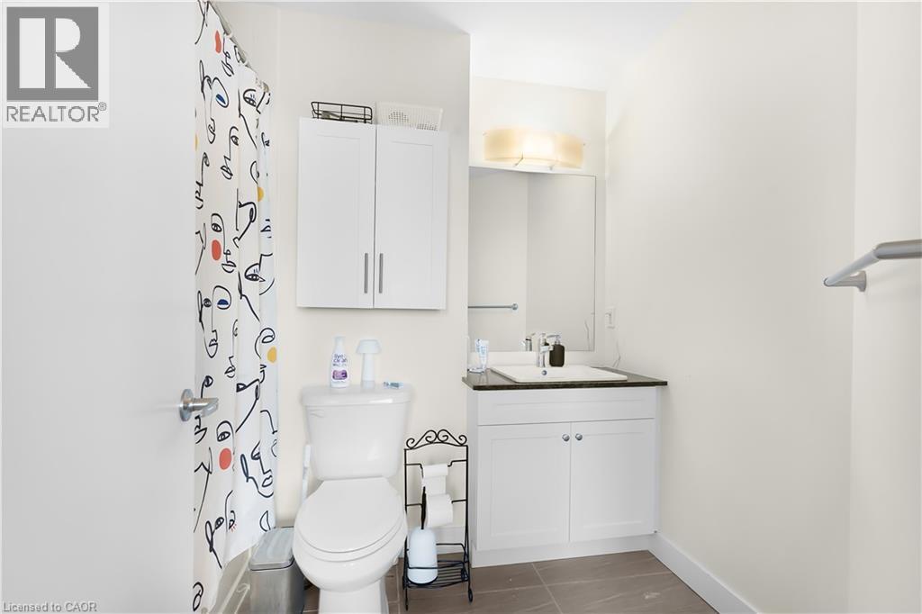 #1007 100 GARMENT Street - Image 16