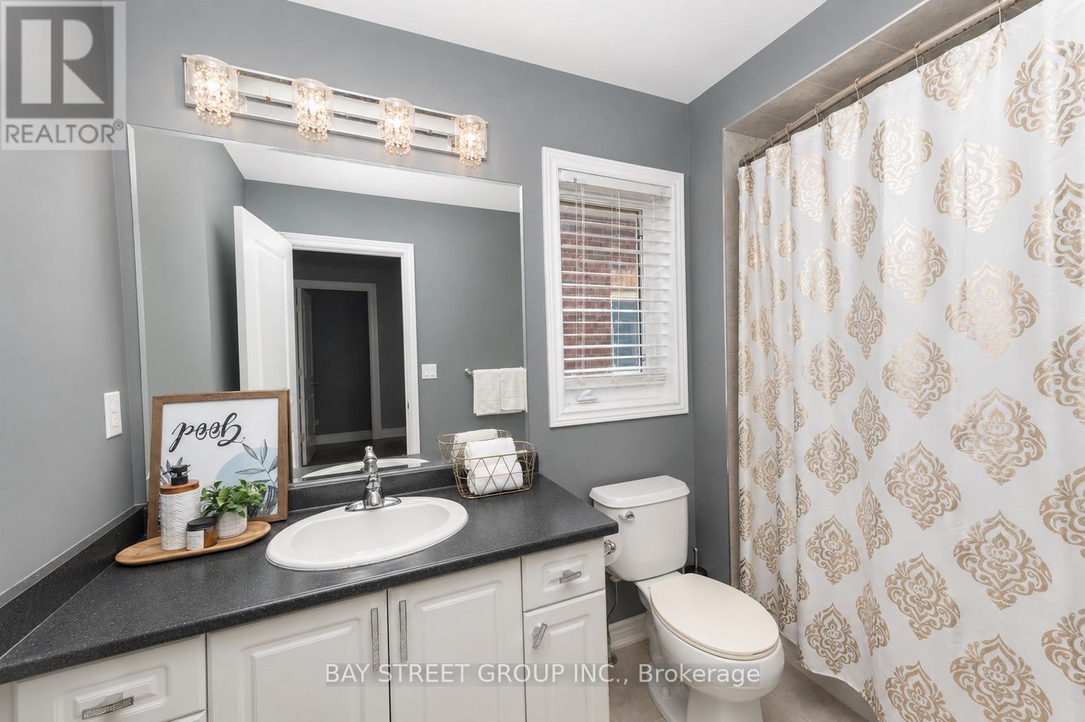 116 WINTERBERRY BOULEVARD - Image 21
