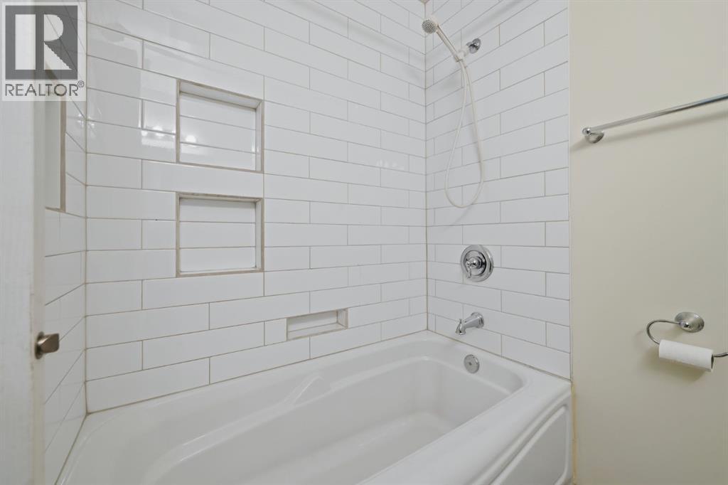 248 Parkland Crescent SE photo 17