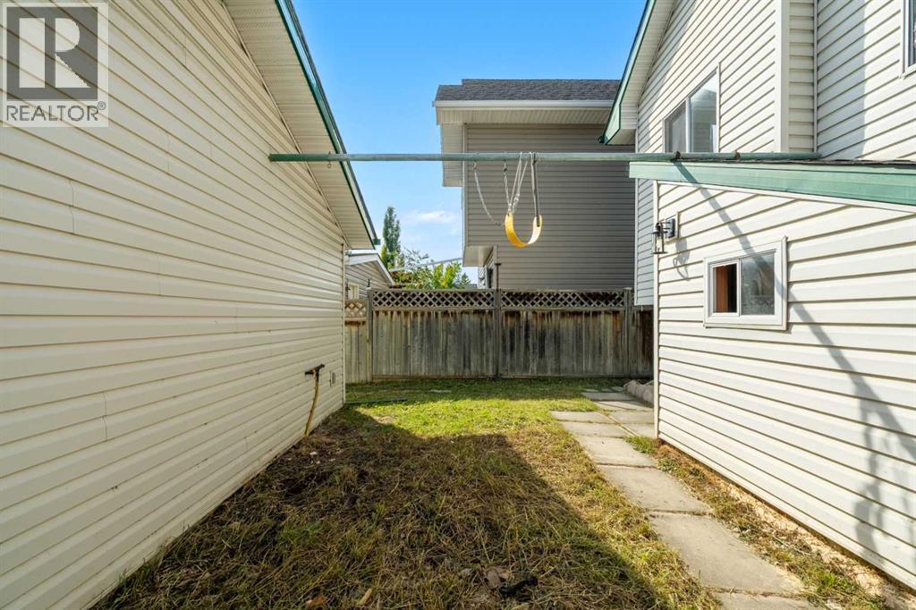 45 Martinridge Crescent NE - Image 34
