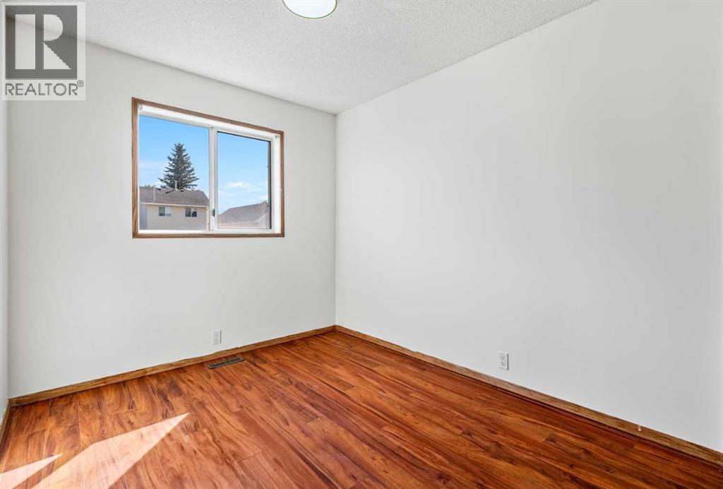 45 Martinridge Crescent NE - Image 17