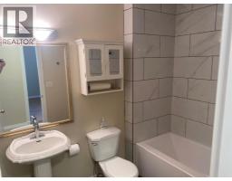6321-b Enevold Drive, Camrose, AB T4V3K1 Photo 11