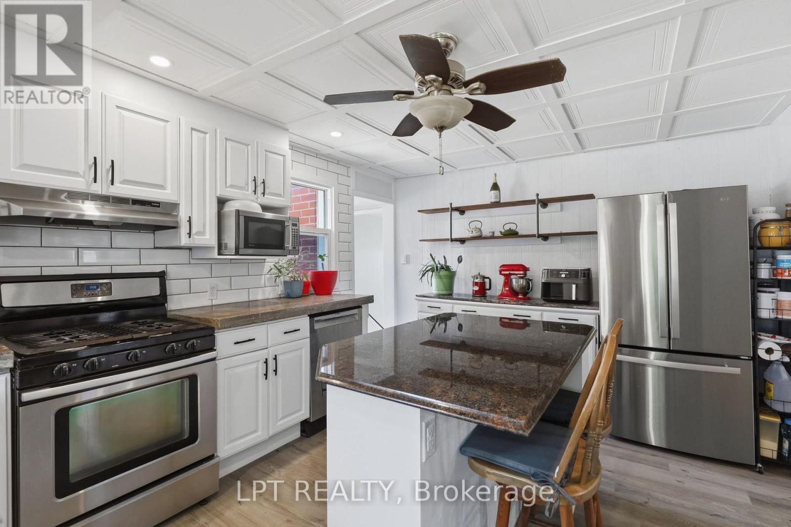 2 bedroom Single Family interior view, 228 Highbury Avenue, London East (East O), Ontario