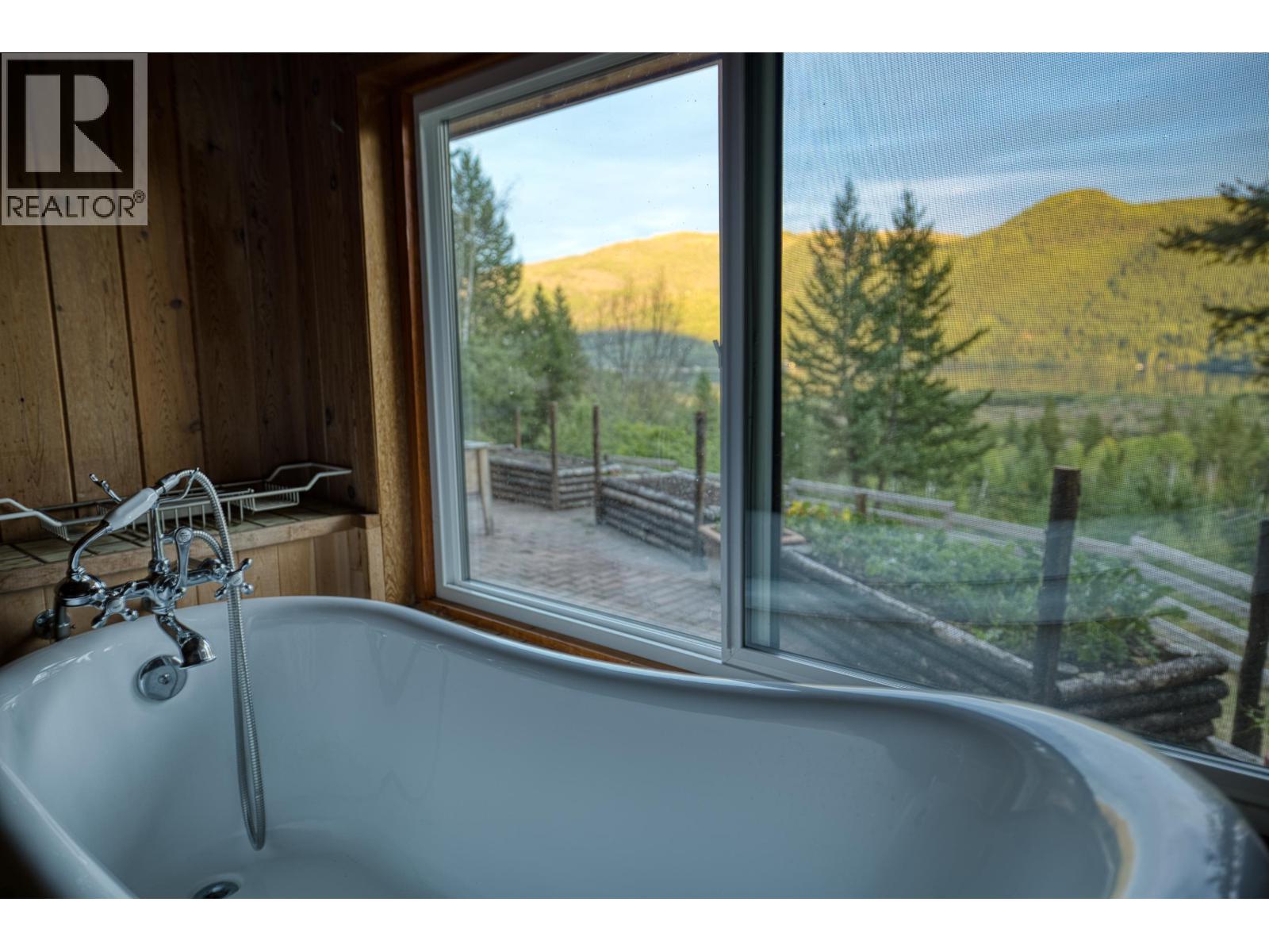 7263 SUMMIT ROAD, Canim Lake