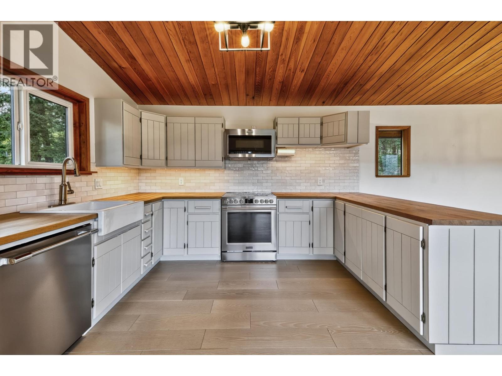 7263 SUMMIT ROAD, Canim Lake
