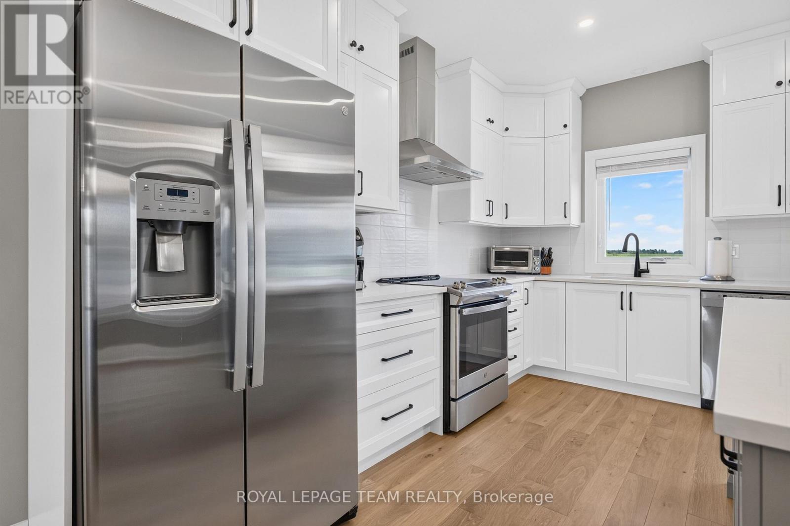 816 NAMUR STREET - Image 17