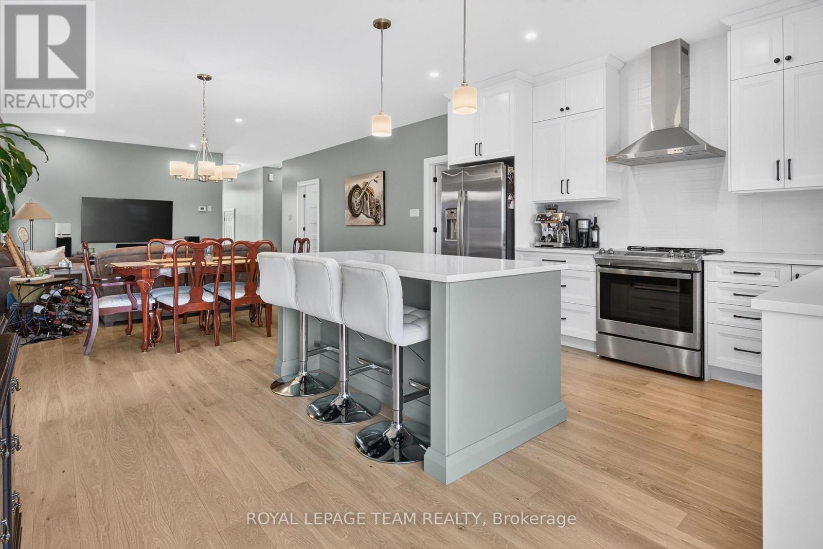 816 NAMUR STREET - Image 19