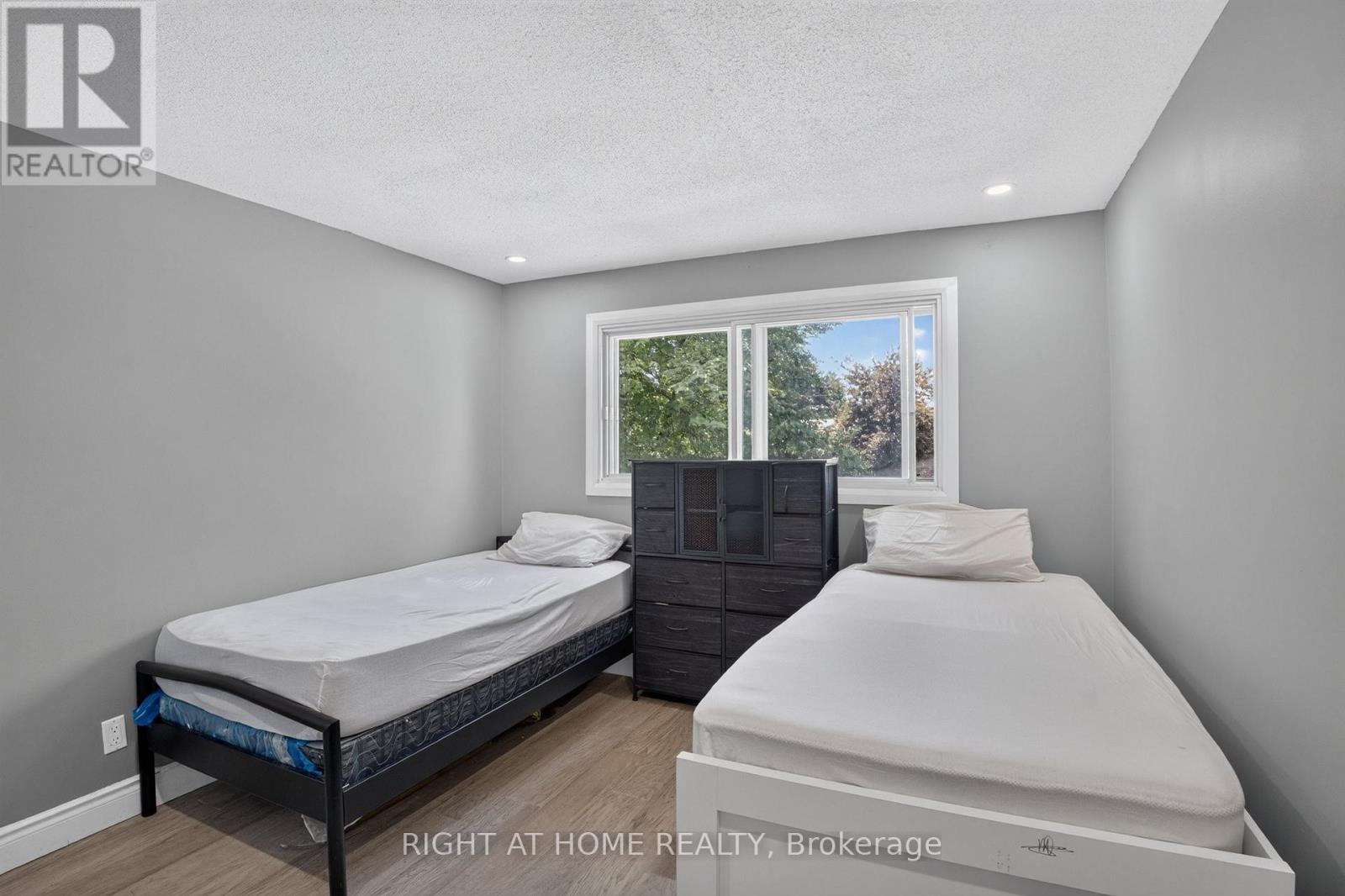1385 CHARTRAND AVENUE - Image 17