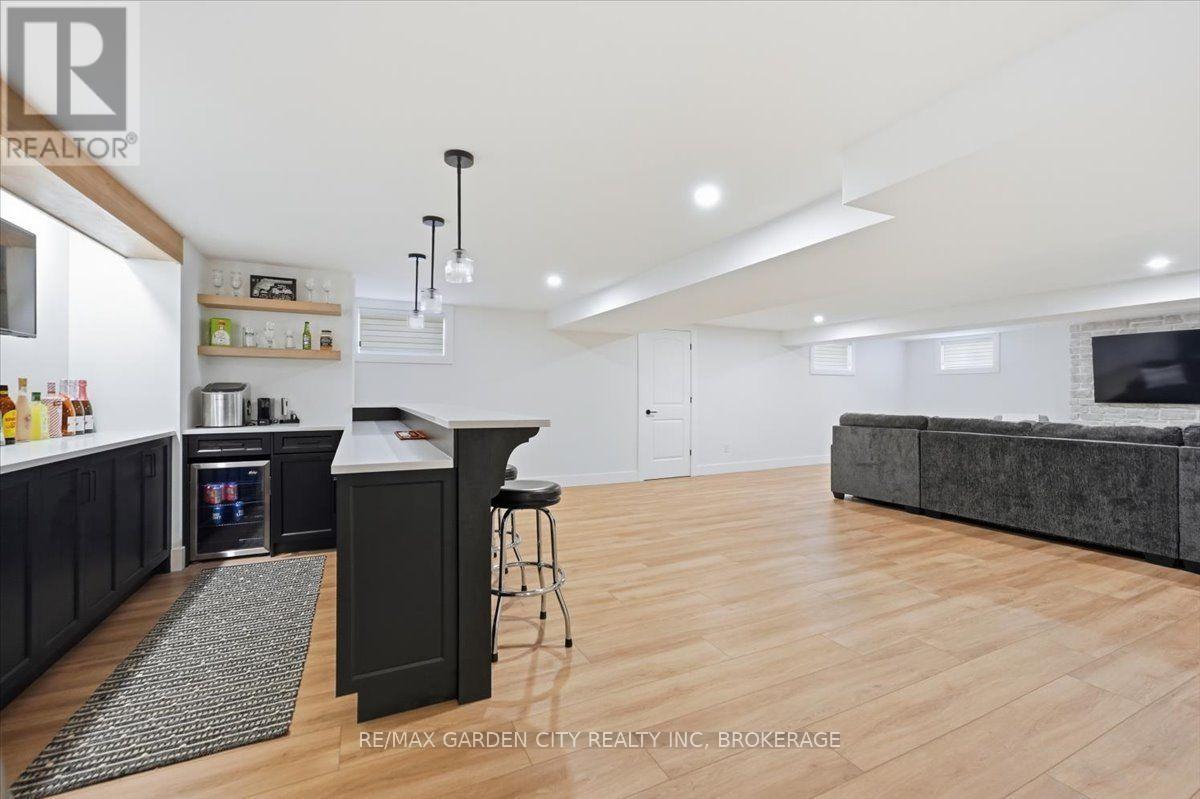 1581 RICE ROAD - Image 35