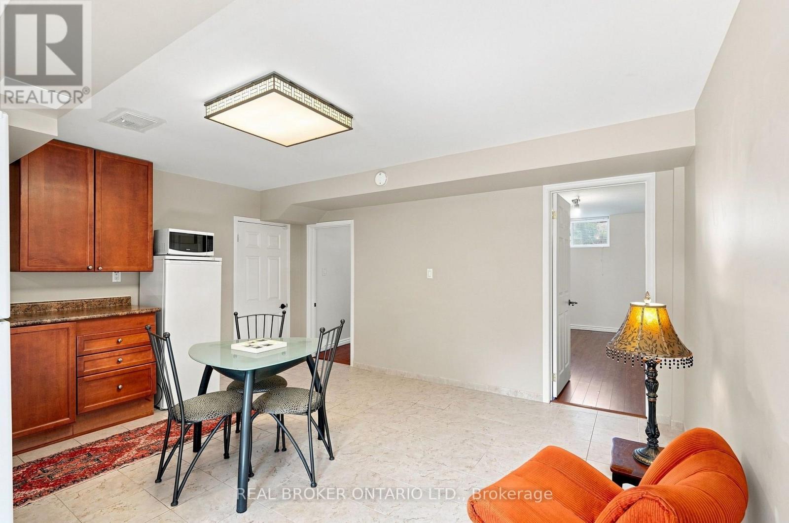 169 KENNARD AVENUE - 24