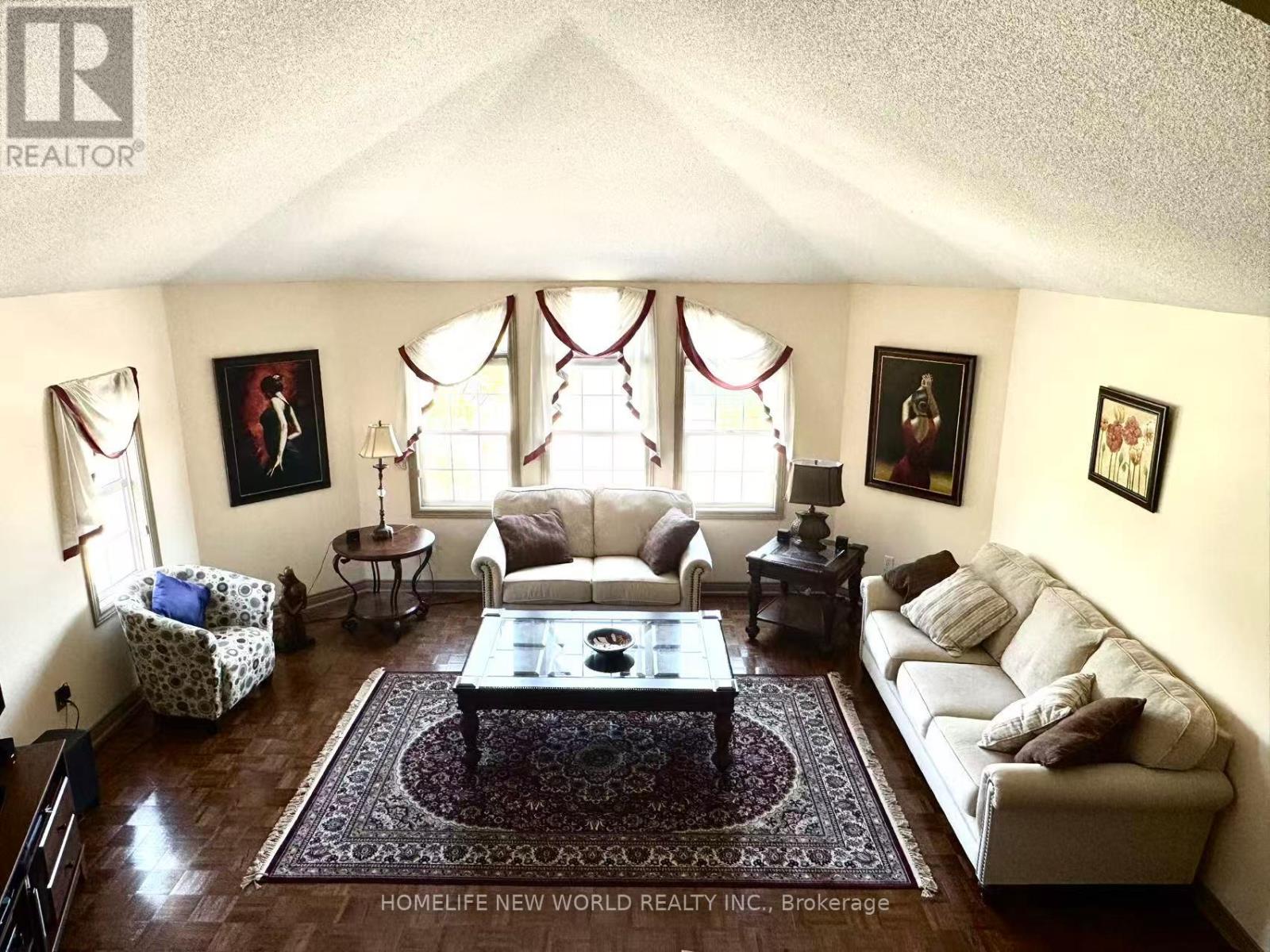 2326 YORKTOWN CIRCLE - 15