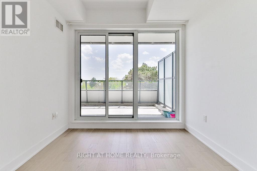 #236 30 SHORE BREEZE DRIVE - 9