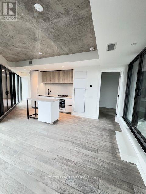 #514 2625 DUNDAS STREET W - 6