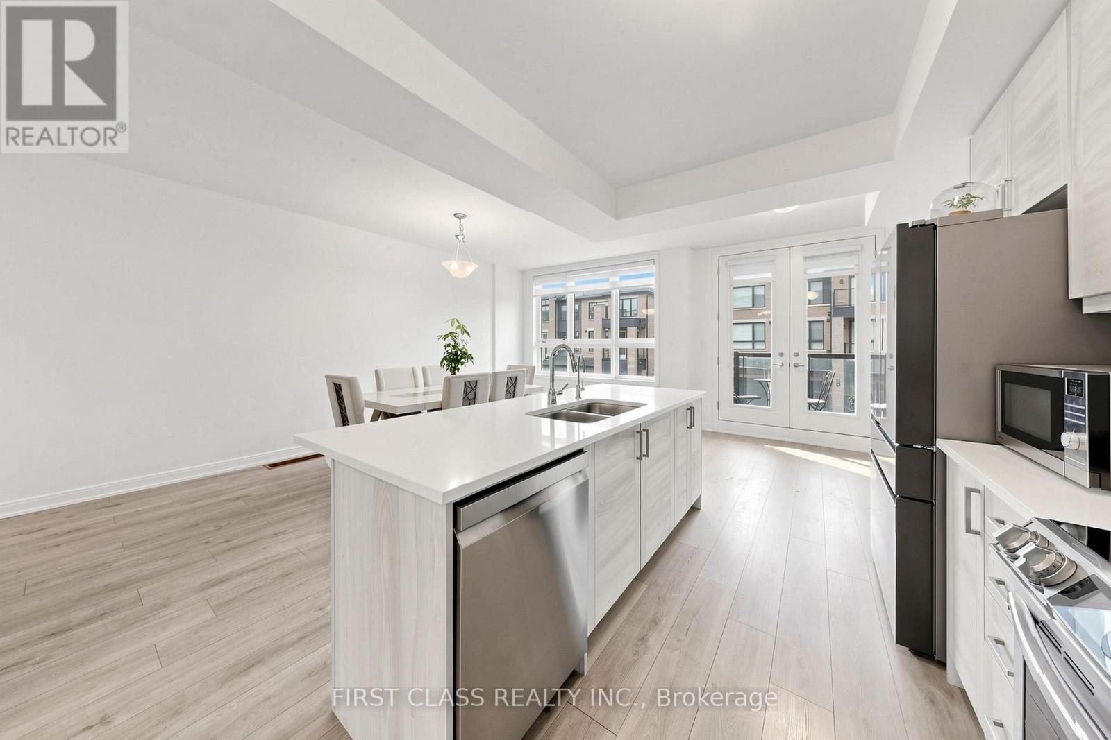 55 RED MAPLE LANE - 23