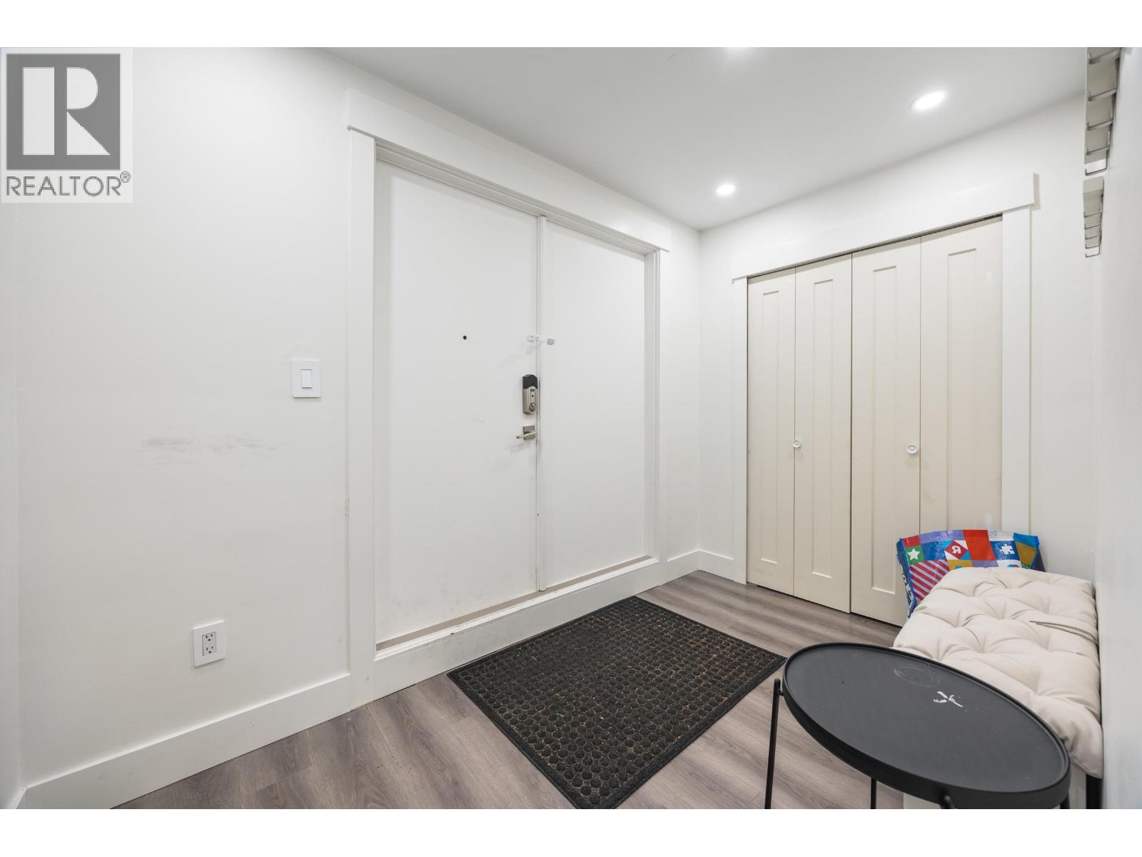 8085 10TH AVENUE, Burnaby