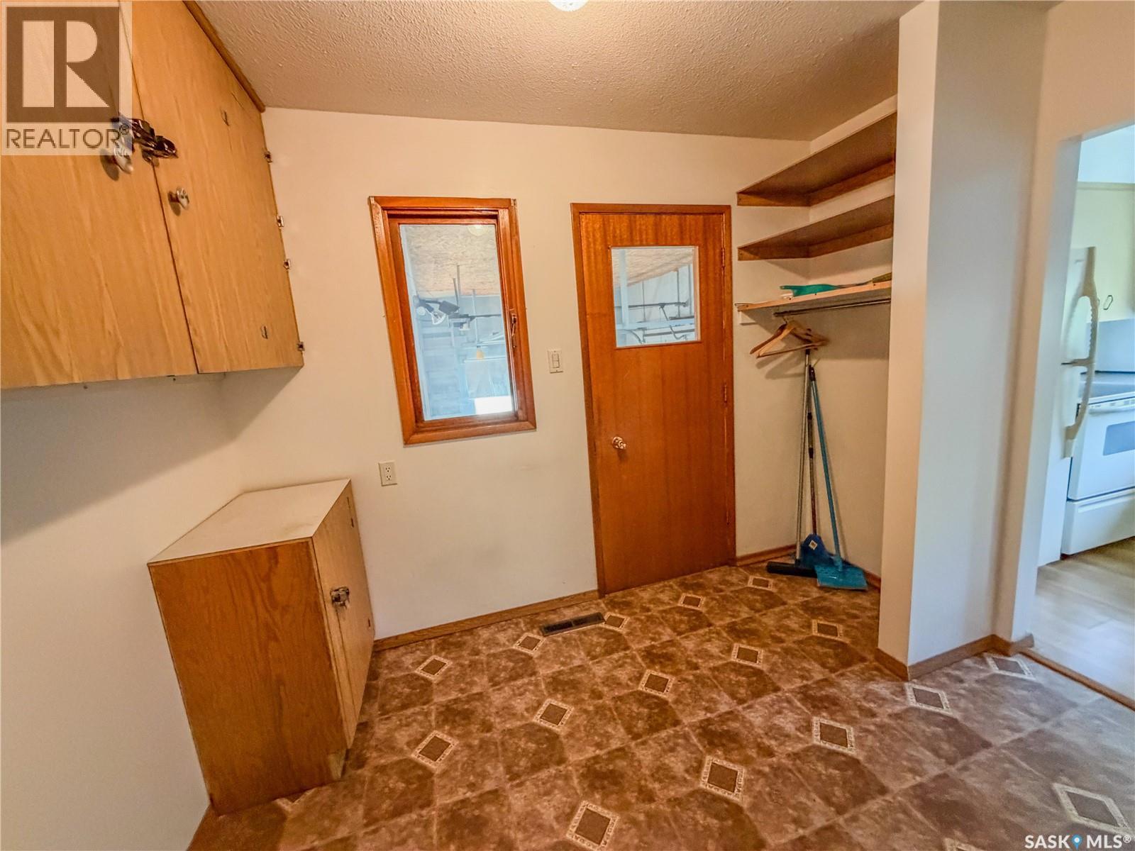 304 Broad STREET N - Image 21