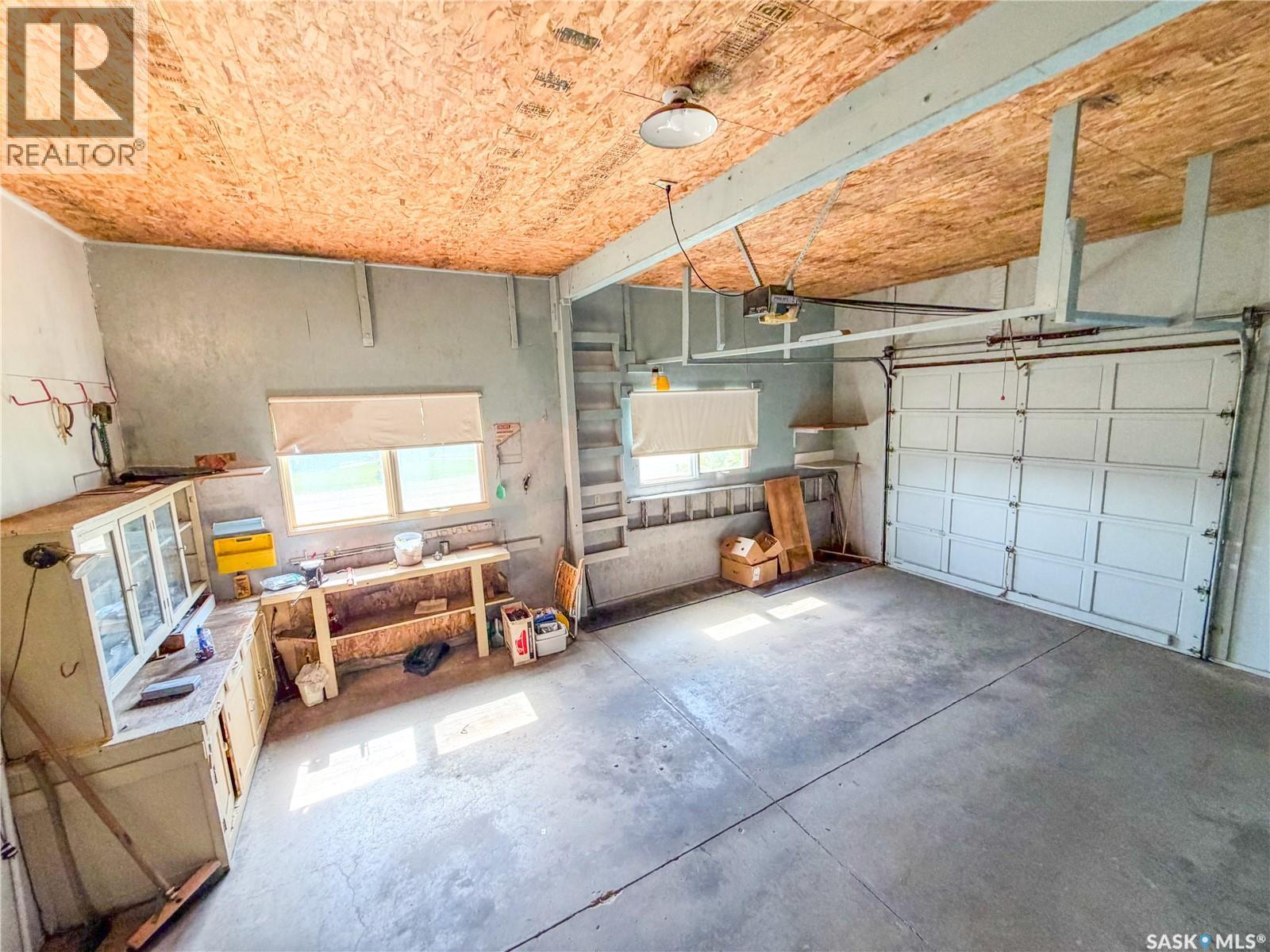 304 Broad STREET N - Image 5