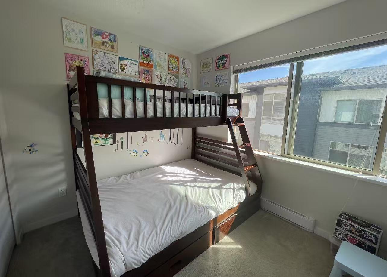 8473 163 STREET, Surrey