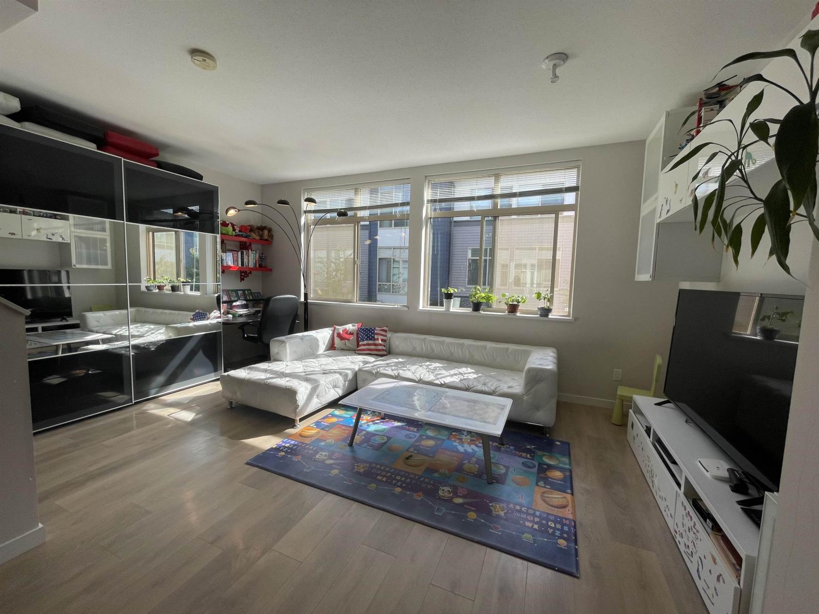 8473 163 STREET, Surrey