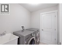 2352 Bossert Avenue, Kamloops, BC V2B4V6 Photo 31