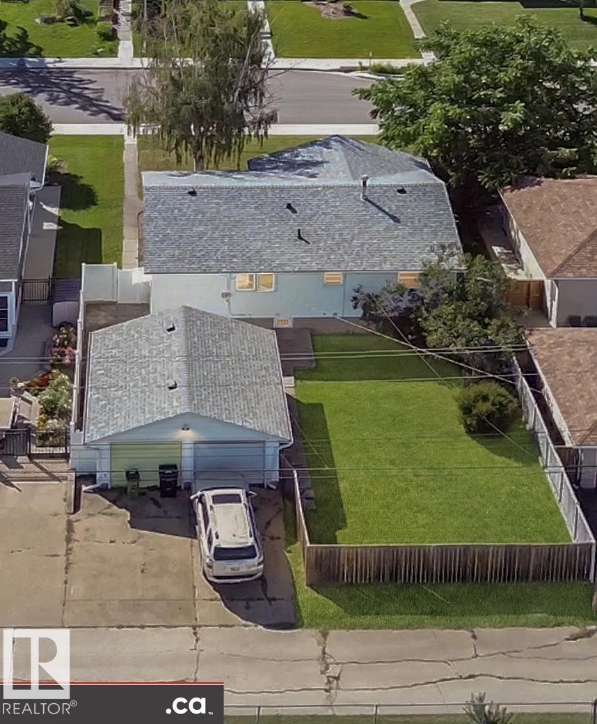 9531 74 ST NW - 49