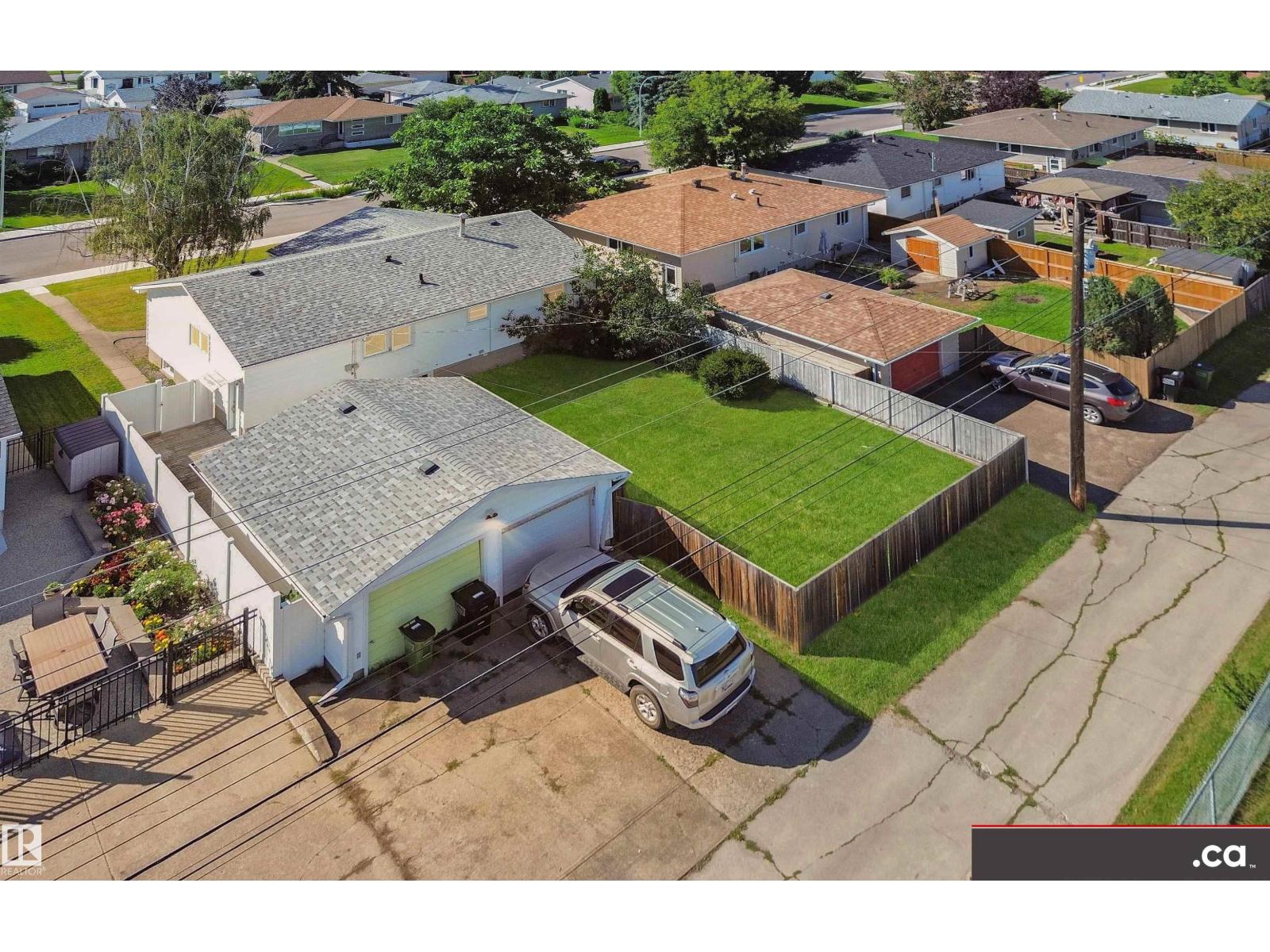 9531 74 ST NW - 50