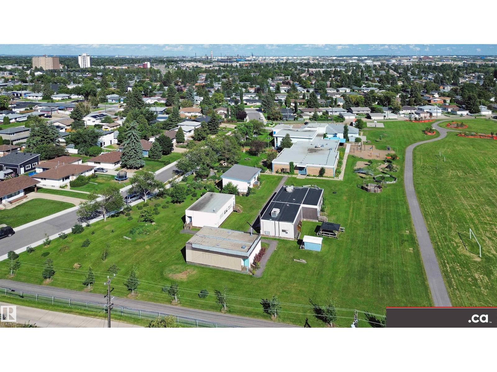 9531 74 ST NW - 58