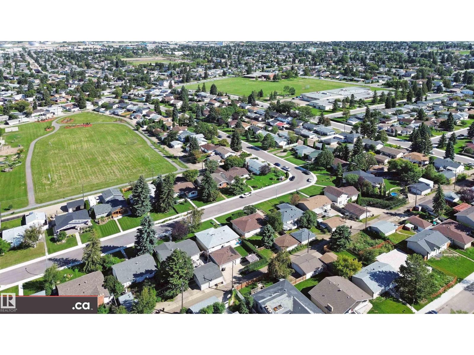 9531 74 ST NW - 64