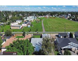 9531 74 St Nw, Edmonton, AB T6B2B7 Photo 60