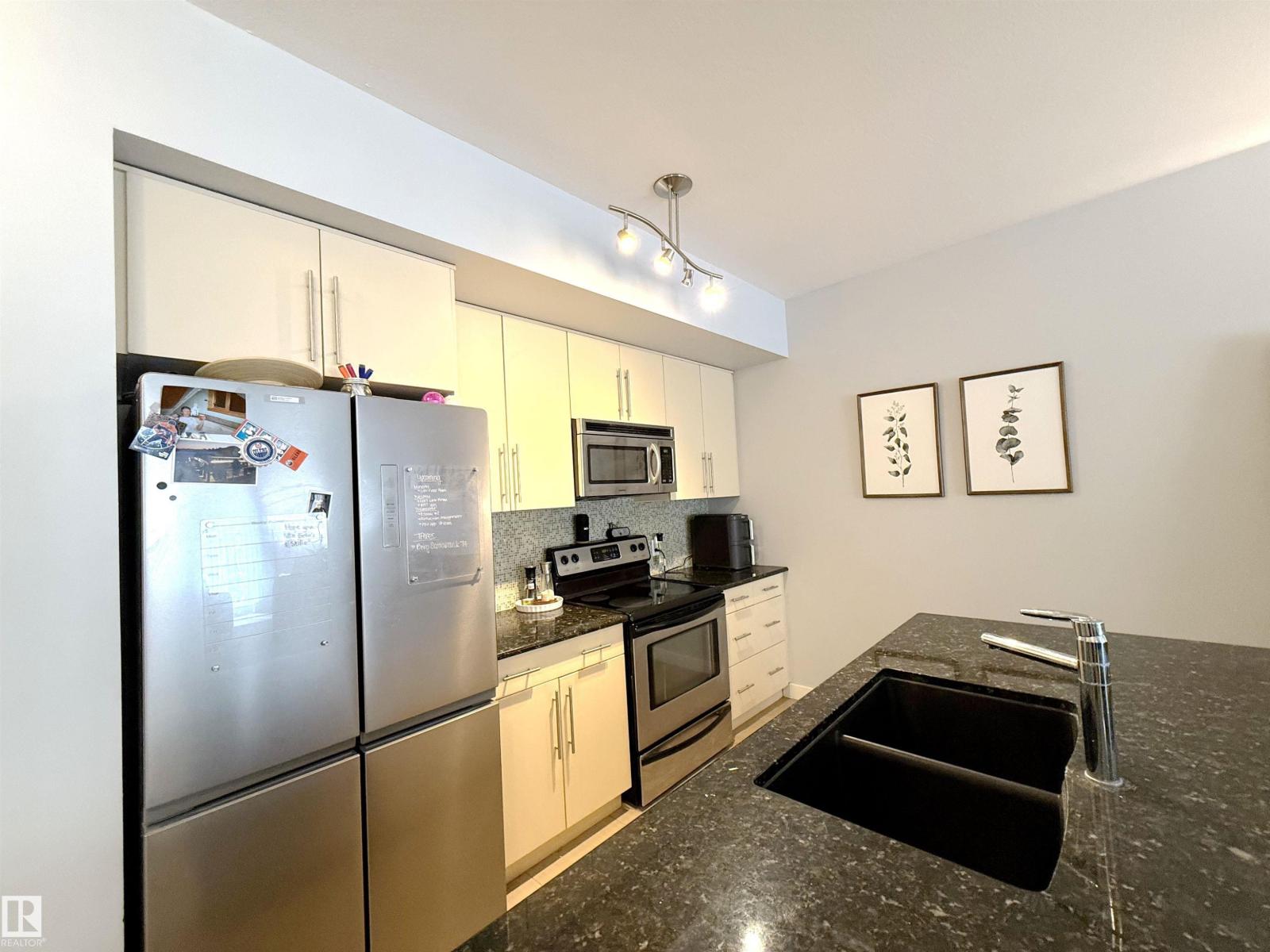 #205 11203 103 AV NW - Image 9