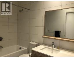 601 9888 University Crescent, Burnaby, BC V5A0G4 Photo 12