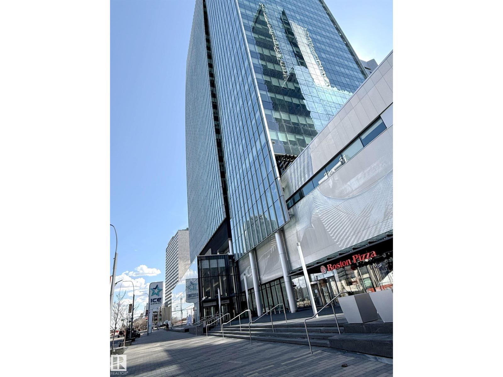 #205 11203 103 AV NW - Image 43